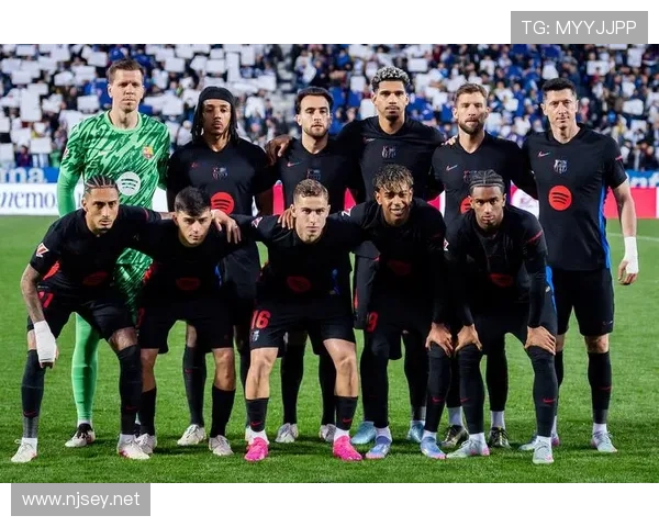 巴萨重建:回归传统与重新定义并行,阶段性调整对赛季走势带来影响 巴萨重建:回归传统与重新定义并行,阶段性调整对赛季走势带来影响