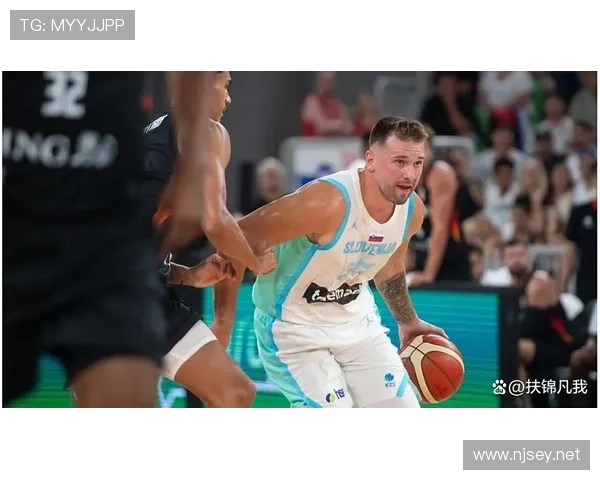 东契奇挡拆创造高效得分节奏，拉开球队核心差距