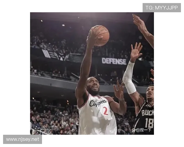 加里·特伦特突破拉开与对手差距 提升球队关键得分能力