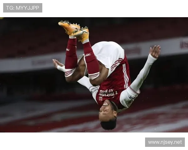 阿森纳关键时刻表现波动，问题是否仅在阵容之外？